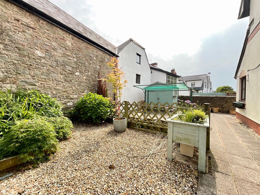 Additional image 10 of 1 bed property for saleMaryport Street, Usk NP15