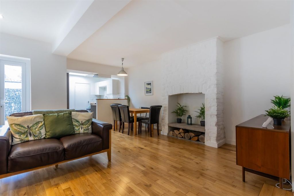 Additional image 16 of 4 bed property for saleLower Cathedral Road, Riverside, Cardiff CF11