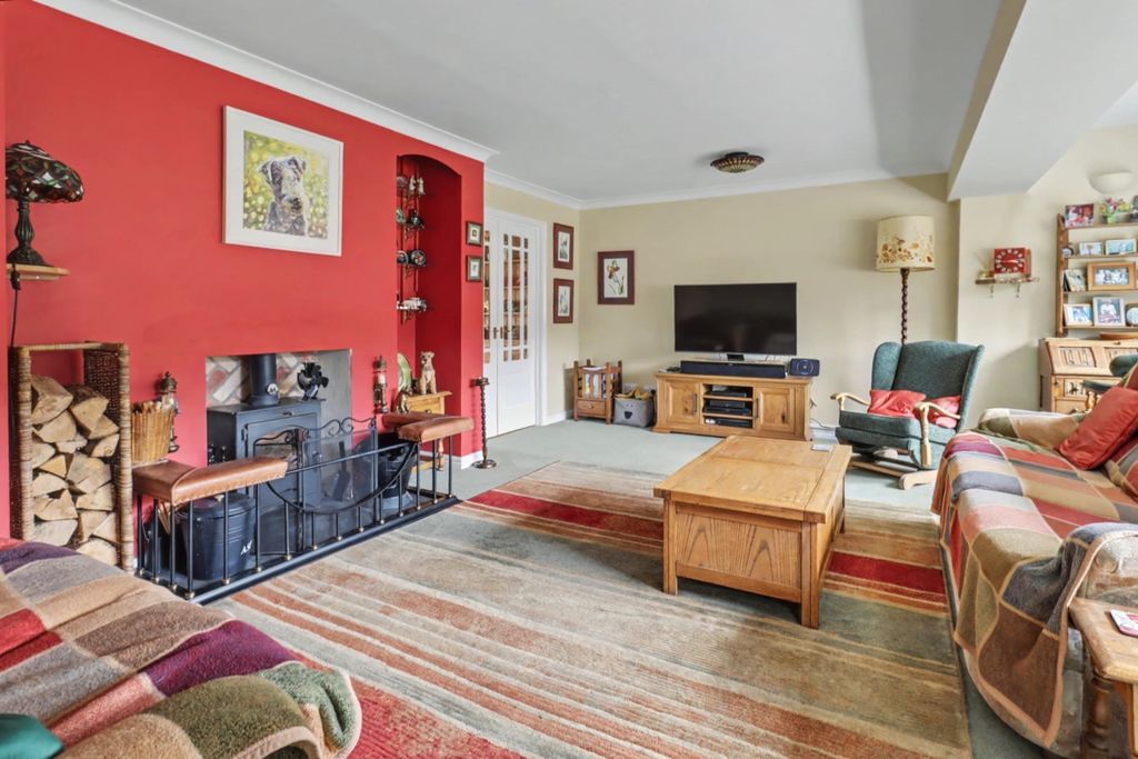 5 bed detached house for saleTrinity Close, Ashby-De-La-Zouch LE65 photo 4