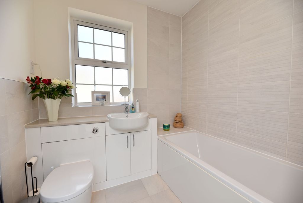 Additional image 20 of 4 bed semi-detached house for saleWharf Mews, Biggleswade SG18