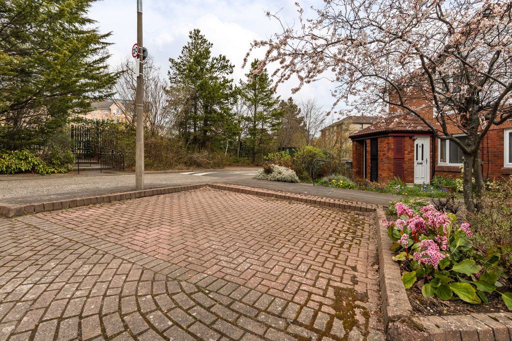 Additional image 12 of 1 bed flat for sale49 St Katharine's Brae, Edinburgh EH16