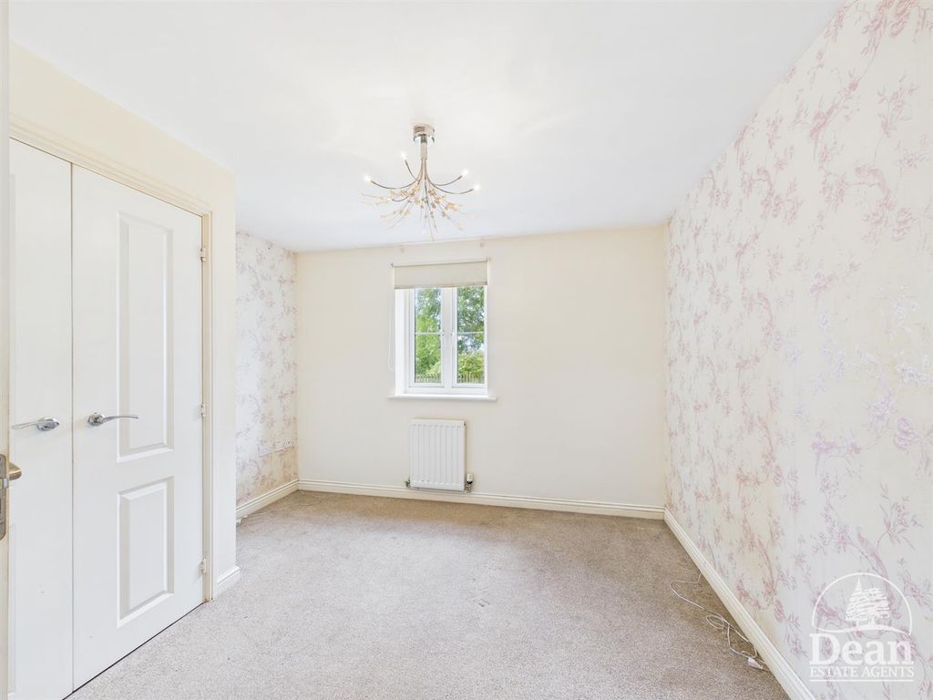 Additional image 8 of 2 bed flat for saleOverstreet Green, Lydney GL15