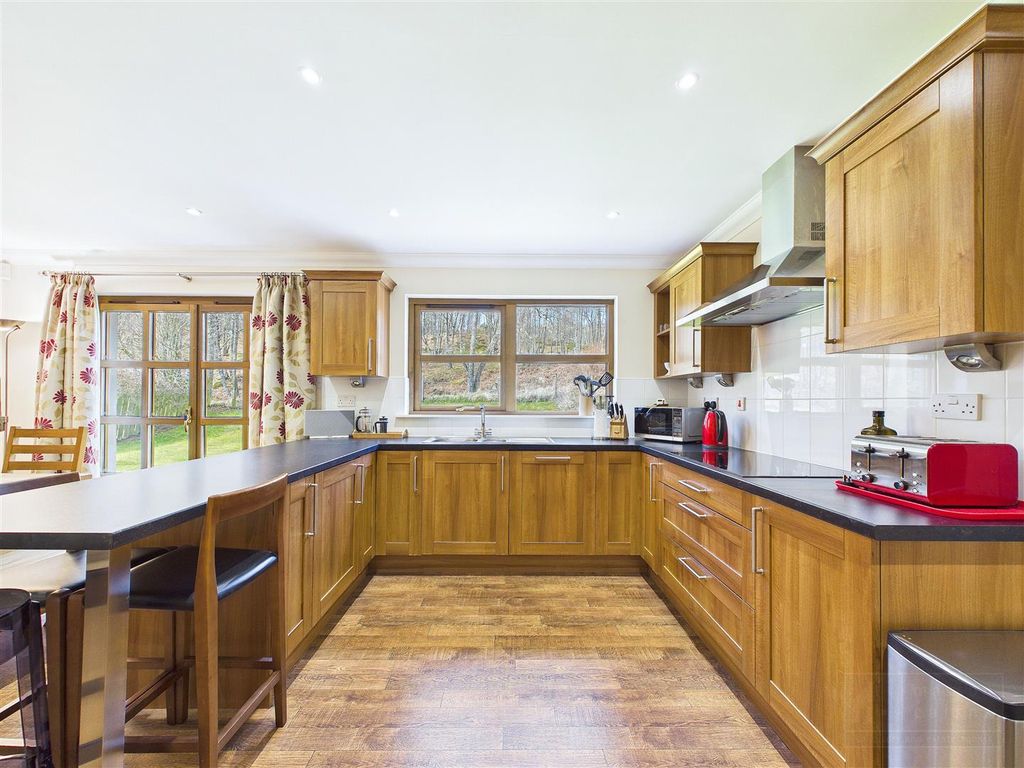 Additional image 3 of 5 bed property for sale23 Carn Elrig View, High Burnside, Aviemore PH22