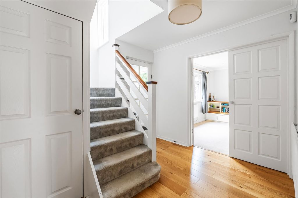 Additional image 8 of 4 bed detached house for saleAgates Lane, Ashtead KT21