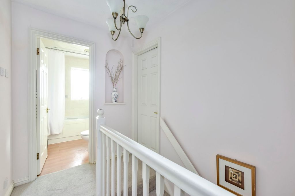 Additional image 16 of 4 bed end terrace house for saleLapwing Way, Abbots Langley WD5