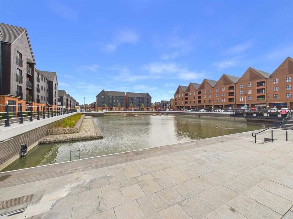 Additional image 10 of 2 bed flat for saleTeasel Street, Kingsbrook, Aylesbury HP22