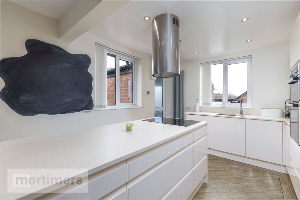 Additional image 8 of 4 bed semi-detached house for saleShelley Drive, Accrington, Lancashire BB5