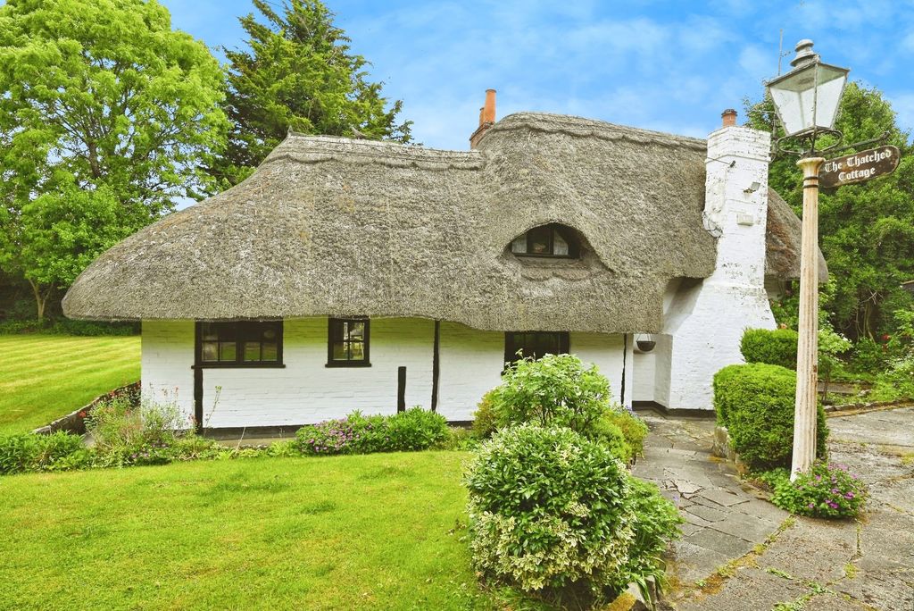 Additional image 21 of 4 bed cottage for sale36A Elm Road, Reading RG6