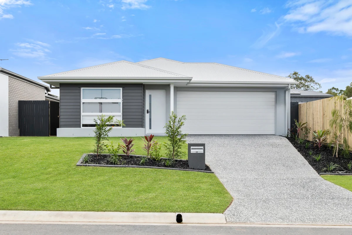 Additional image 2 of 2/44 Hewing Place, Park Ridge QLD 4125
