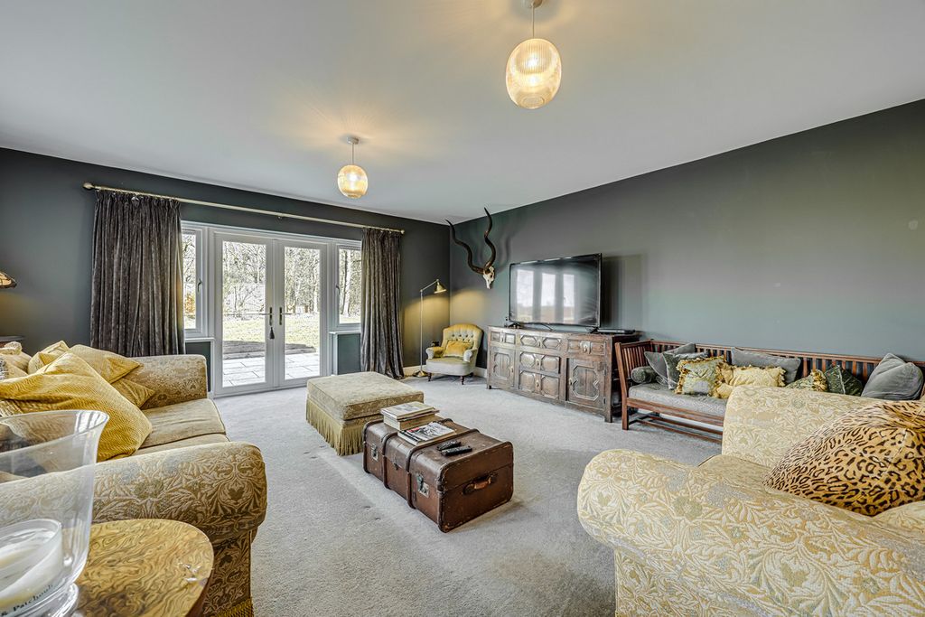 Additional image 8 of 4 bed detached house for saleThe Brackens, Benfleet SS7