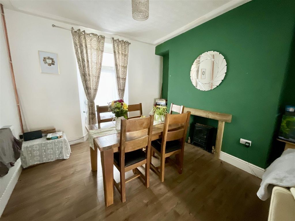 Additional image 8 of 4 bed terraced house for salePrincess Street, Llanelli SA15