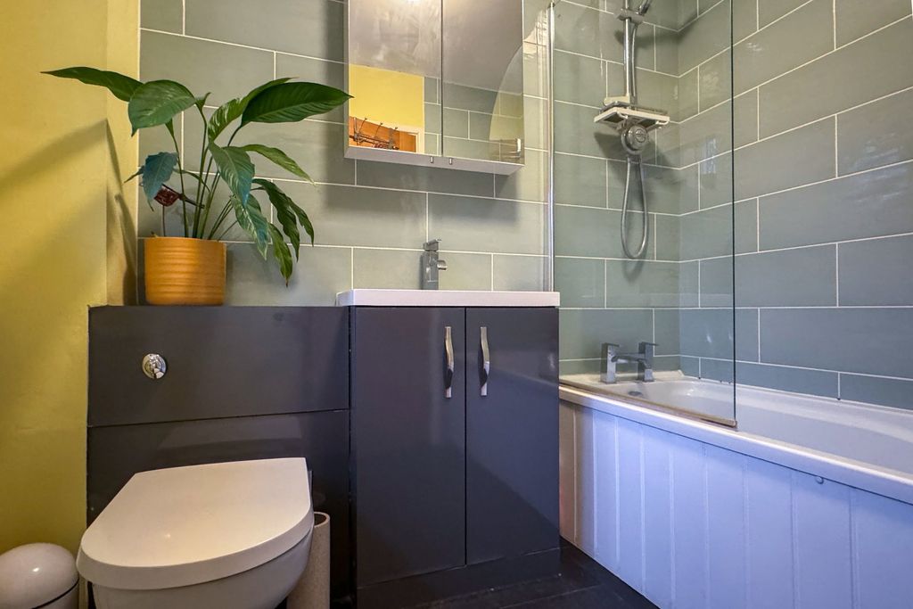 Additional image 10 of 4 bed detached house for saleBeech Road, Alresford SO24