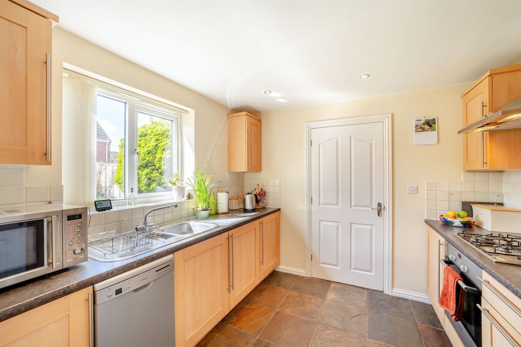 Additional image 7 of 4 bed detached house for saleTrafalgar Close, Monmouth, Monmouthshire NP25