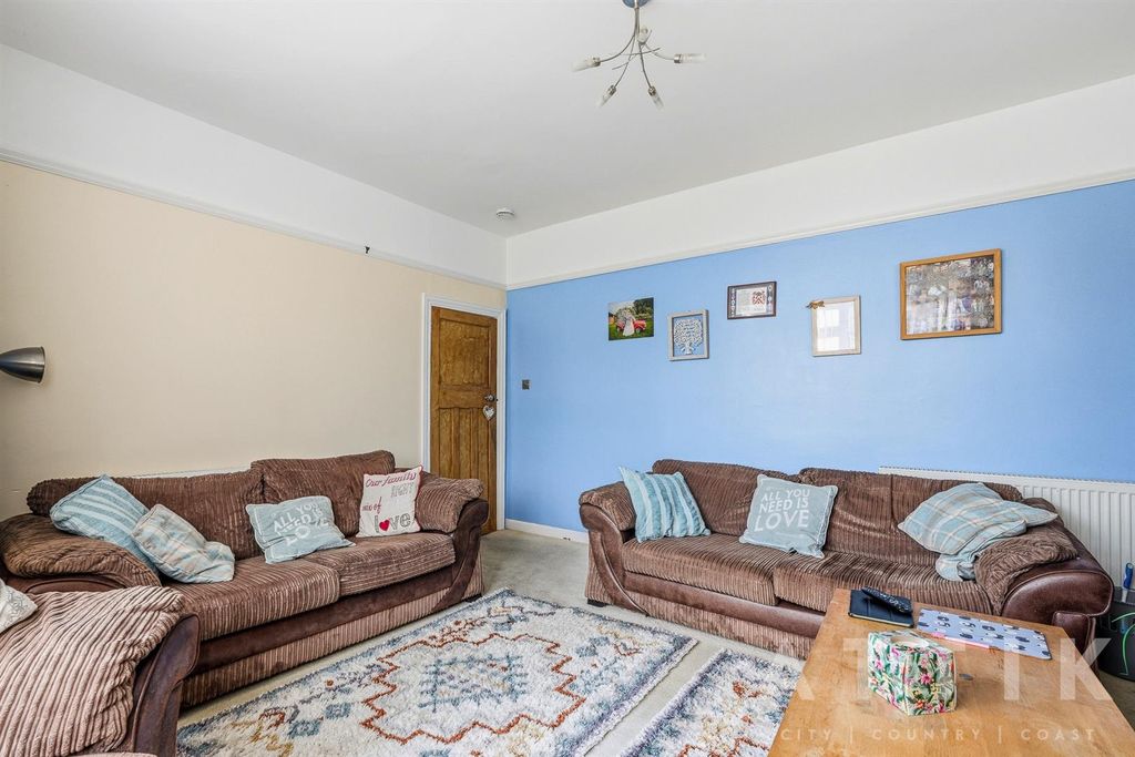 Additional image 11 of 3 bed semi-detached house for saleUpper Avenue, Halesworth IP19