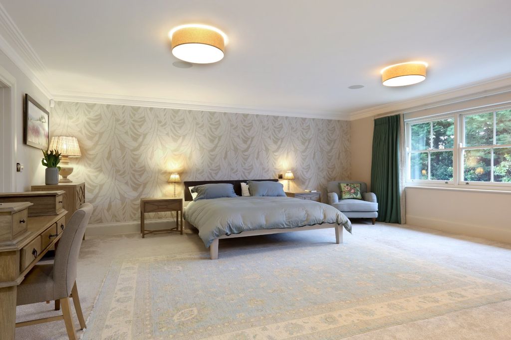 Additional image 12 of 6 bed detached house for saleGregories Farm Lane, Beaconsfield, Buckinghamshire HP9