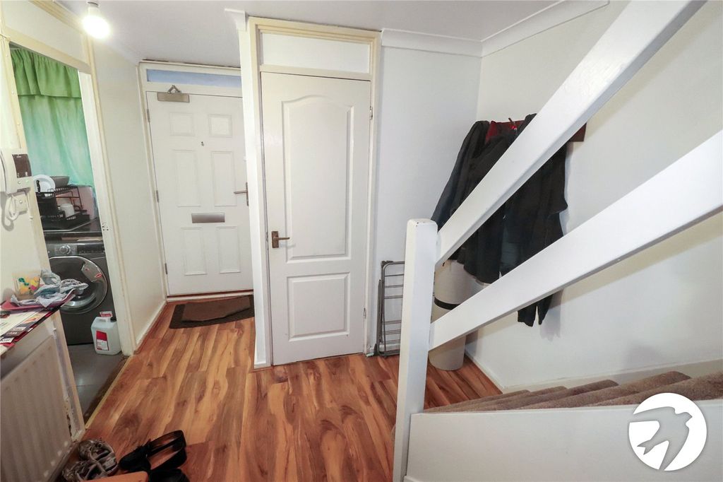 Additional image 5 of 3 bed maisonette for saleDraper Close, Belvedere DA17
