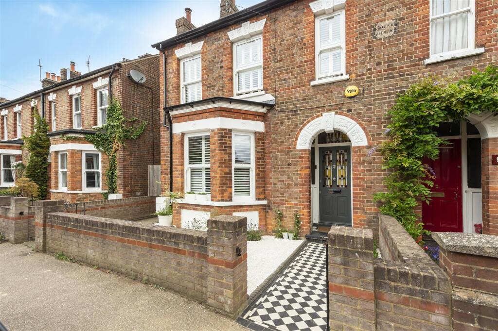 Cowper Road, Harpenden
