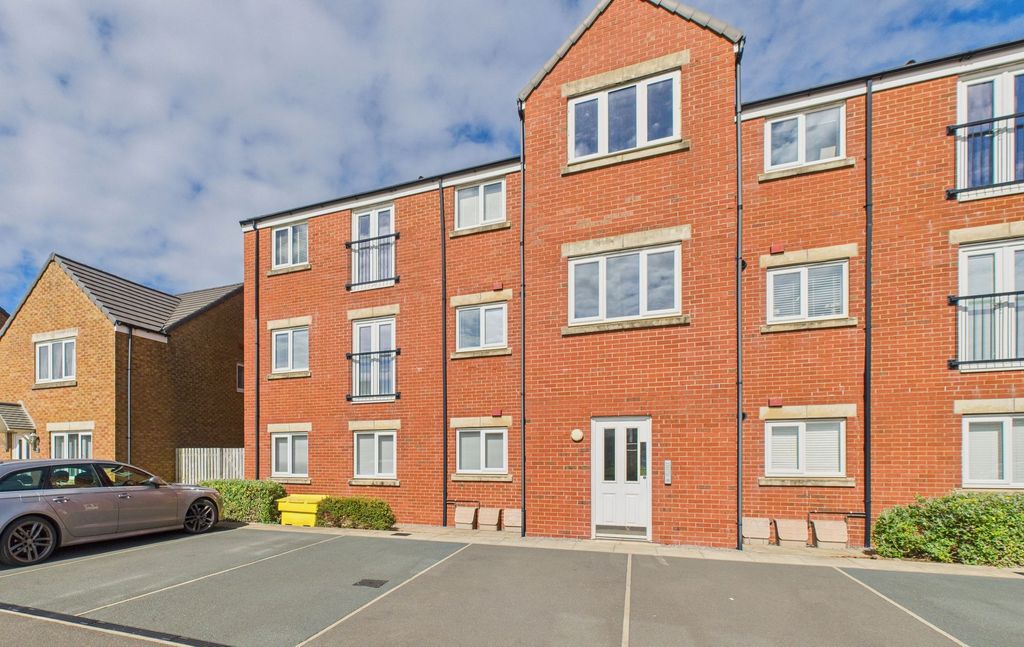 2 bed flat for saleAdmiral Close, Workington CA14