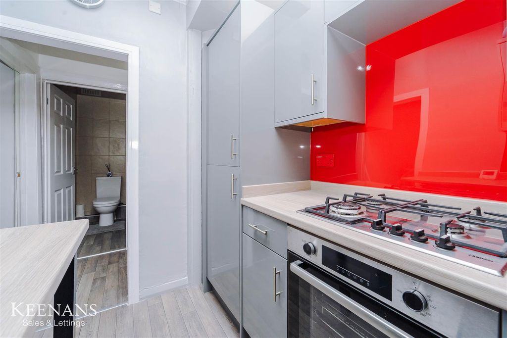 Additional image 7 of 1 bed flat for saleCedar Avenue, Haslingden, Rossendale BB4