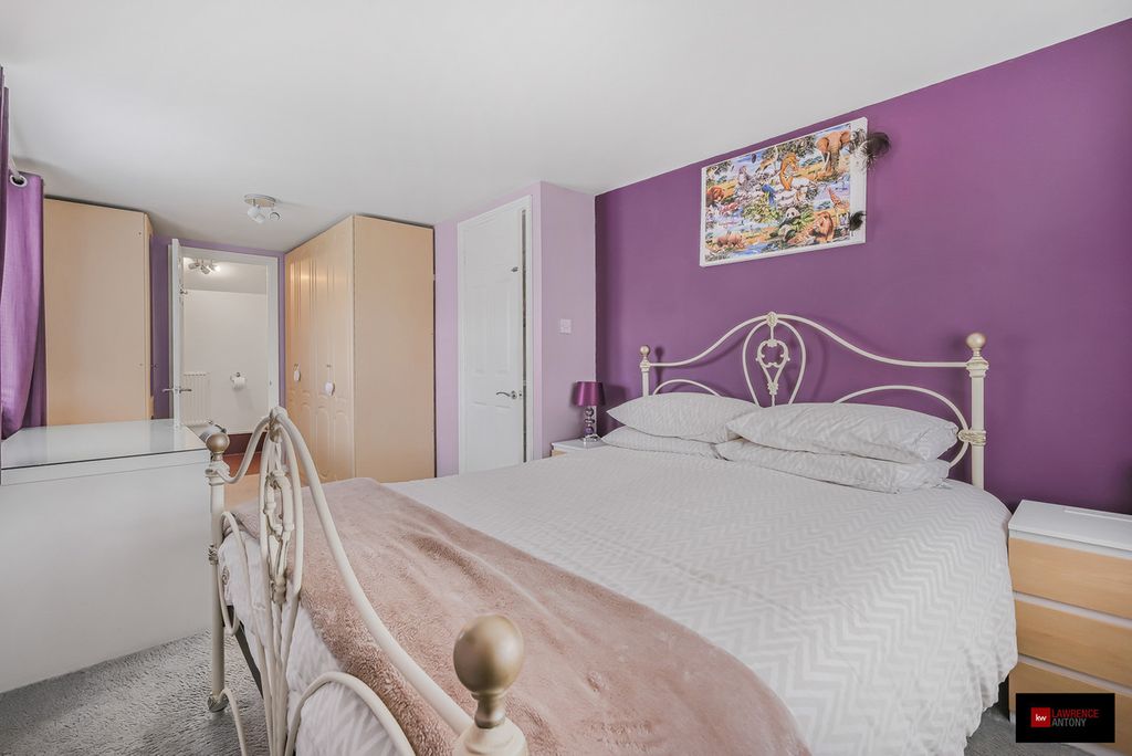 Additional image 34 of 5 bed detached house for saleLee Chapel Lane, Basildon SS16