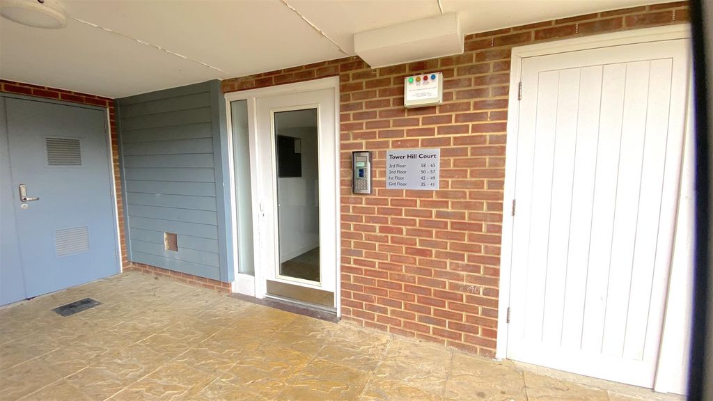 Additional image 7 of 2 bed flat for saleMorris Drive, Belvedere DA17