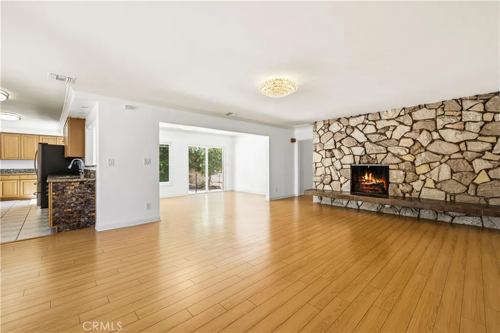 Additional image 4 of 9601 Creemore Place, Tujunga, CA 91042