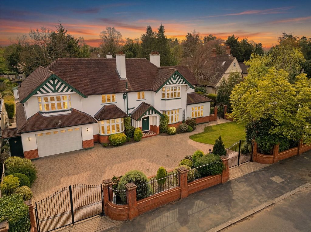 Additional image 11 of 6 bed detached house for saleElm Grove, Emerson Park RM11