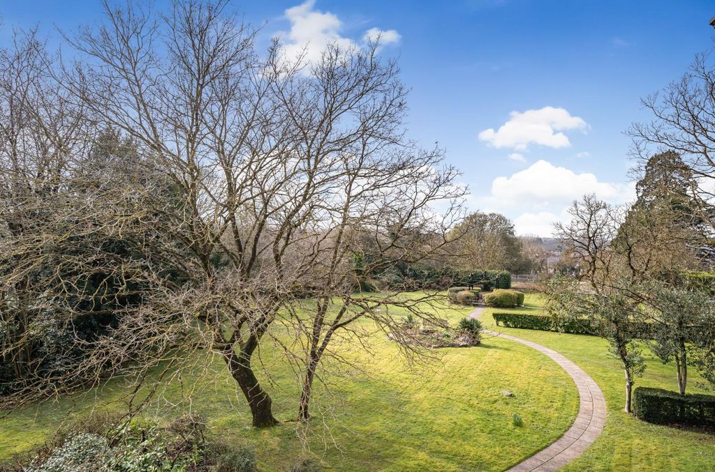 Additional image 10 of 3 bed flat for saleGravel Hill Road, Yate, Bristol BS37
