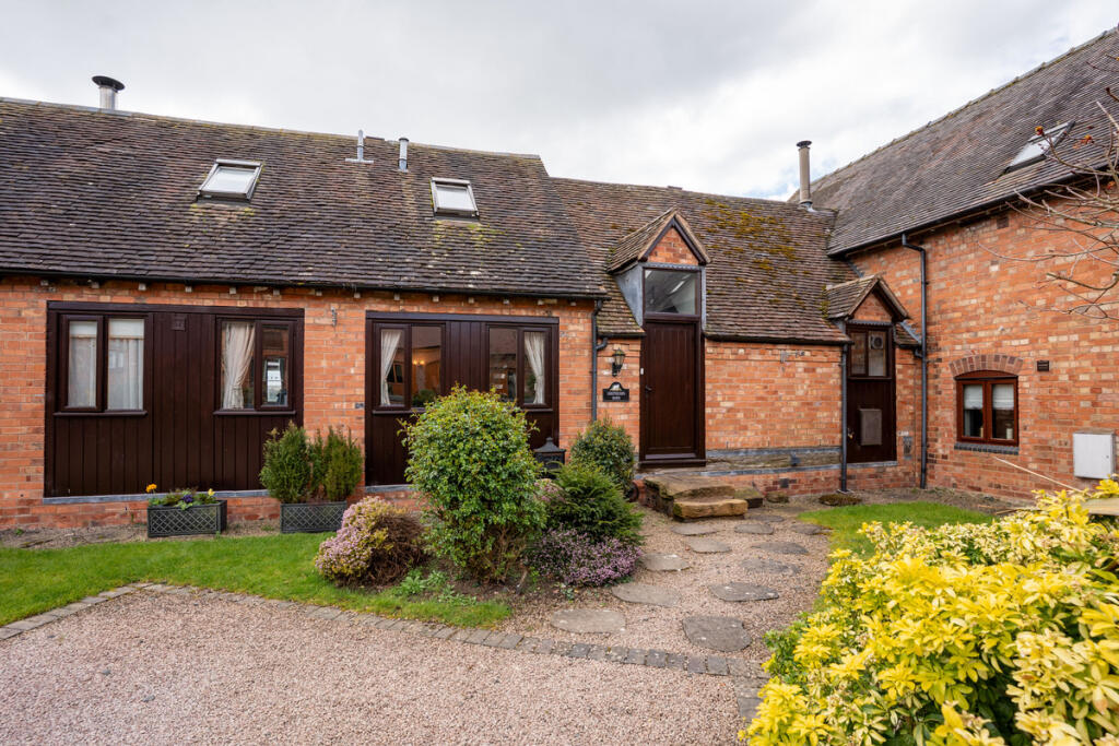 Sugarbrook Lane Stoke Pound Bromsgrove, Worcestershire, B60 3AU