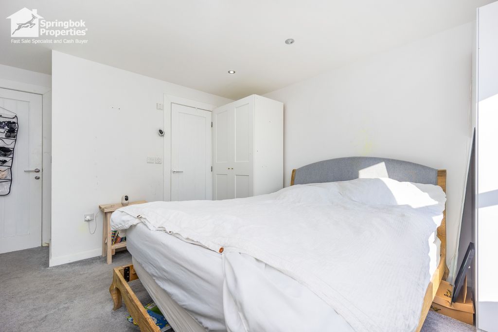 Additional image 9 of 2 bed flat for saleLibrary Place, 44 London Road, Alderley Edge, Cheshire SK9