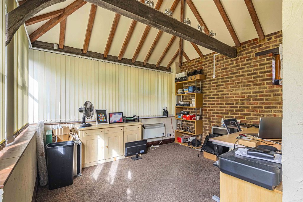 Additional image 13 of 5 bed detached house for saleDairy Way, Abbots Langley, Hertfordshire WD5
