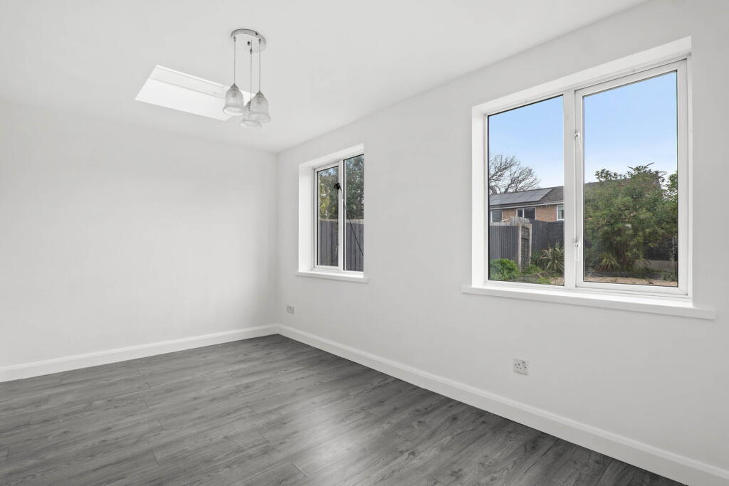 Additional image 5 of 23 Fulton Close, Bromsgrove, Worcestershire.  B60 2HA