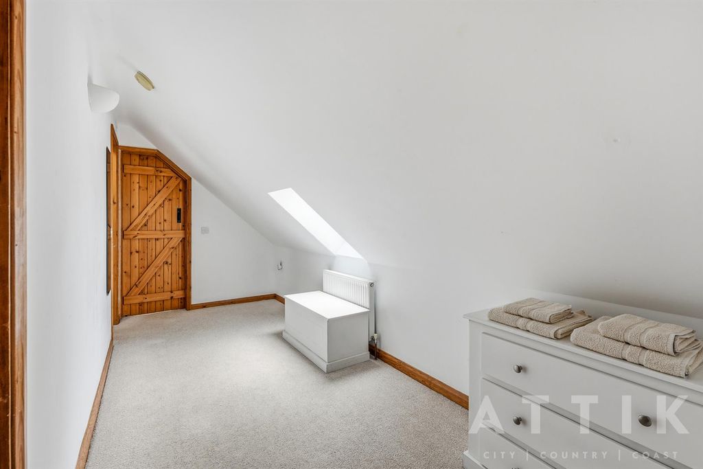 Additional image 69 of 5 bed equestrian for saleBarnaby Green, Wangford, Beccles NR34
