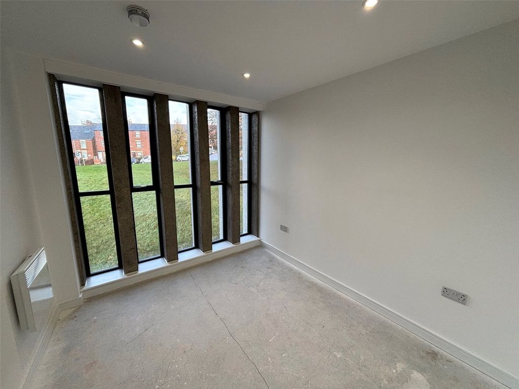 Additional image 6 of 2 bed flat for saleWest Bars, Chesterfield, Derbyshire S40