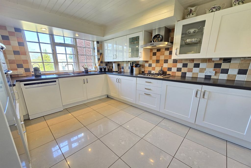 Additional image 5 of 4 bed town house for saleNorwood Park, Booth Road, Altrincham WA14