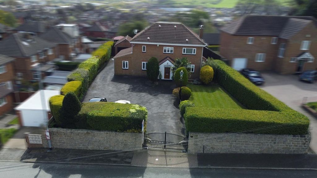 Additional image 47 of 4 bed detached house for saleGreenhill Lane, Wortley, Leeds LS12
