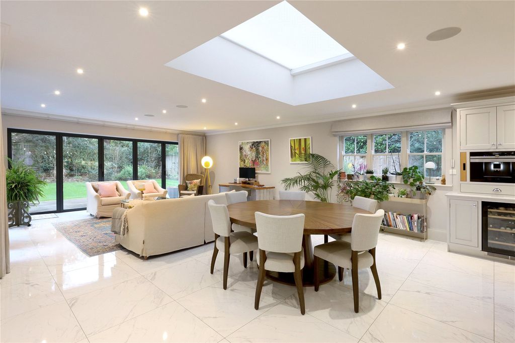 Additional image 9 of 6 bed detached house for saleGregories Farm Lane, Beaconsfield, Buckinghamshire HP9