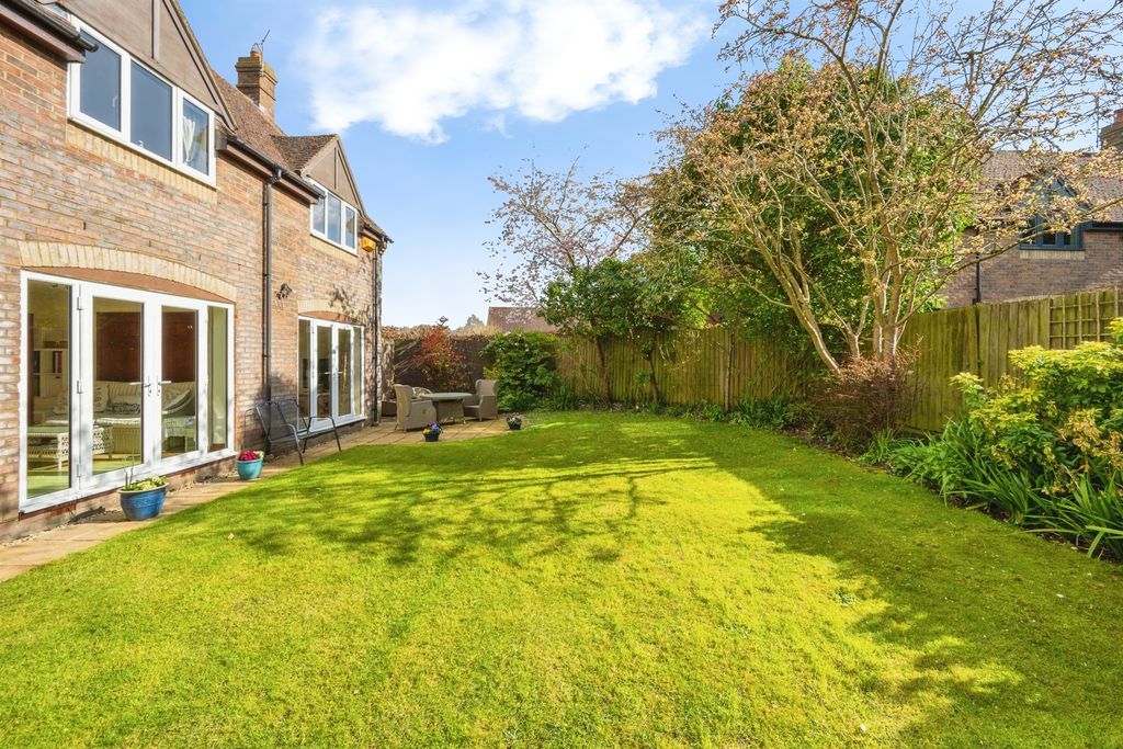 Additional image 28 of 4 bed detached house for saleSchool Lane, Weston Turville, Aylesbury HP22