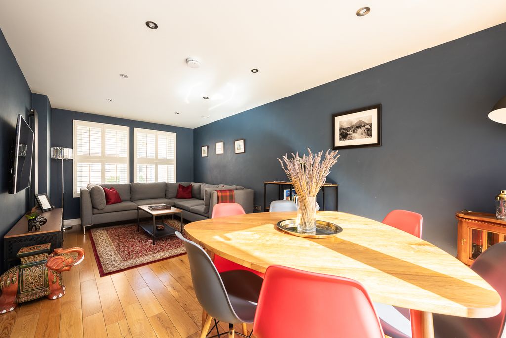 Additional image 2 of 4 bed town house for sale20 Lawrie Reilly Place, Edinburgh EH7