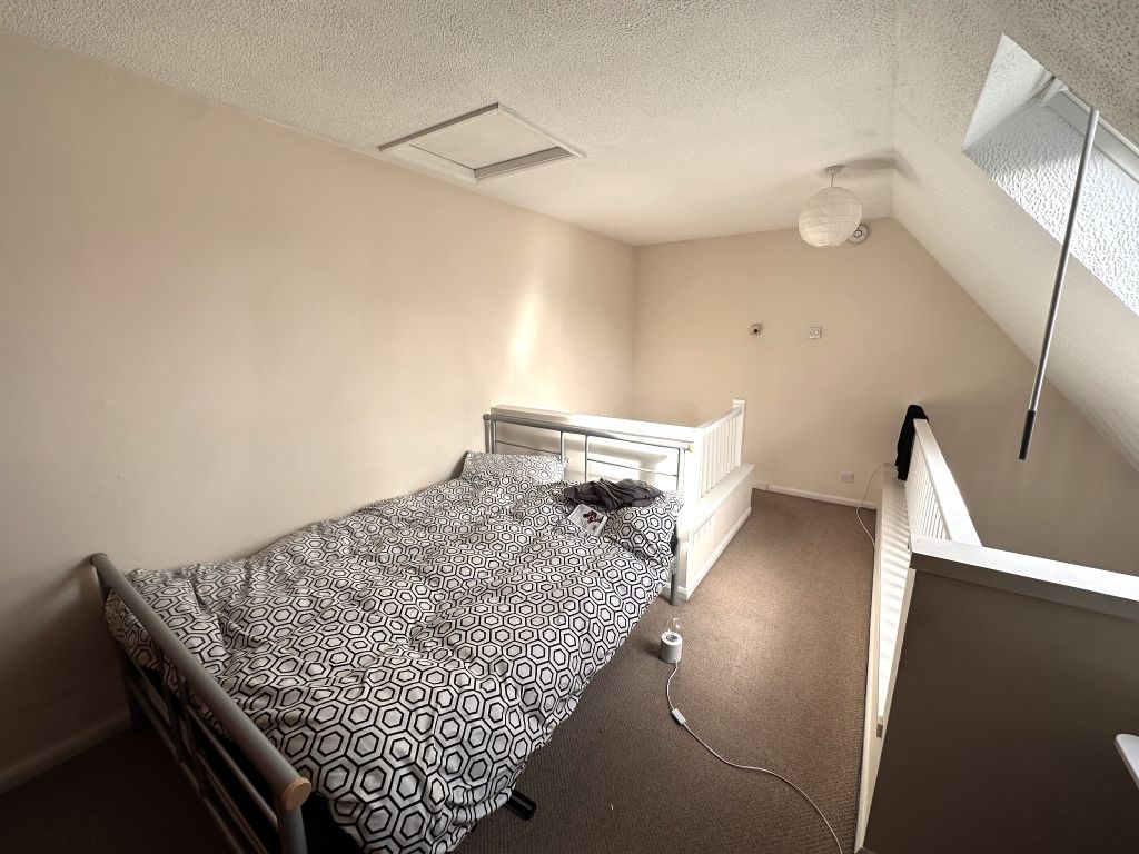Additional image 6 of 1 bed flat for saleGoldsworth Park, Woking GU21