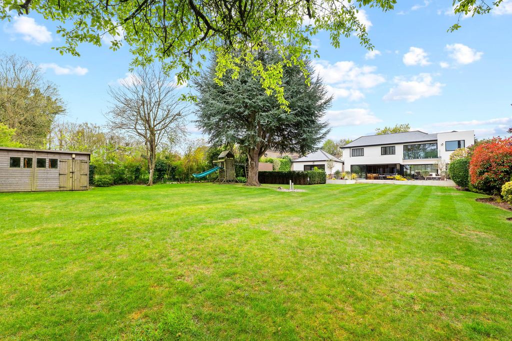 Additional image 34 of 4 bed detached house for saleGilhams Avenue, Banstead SM7