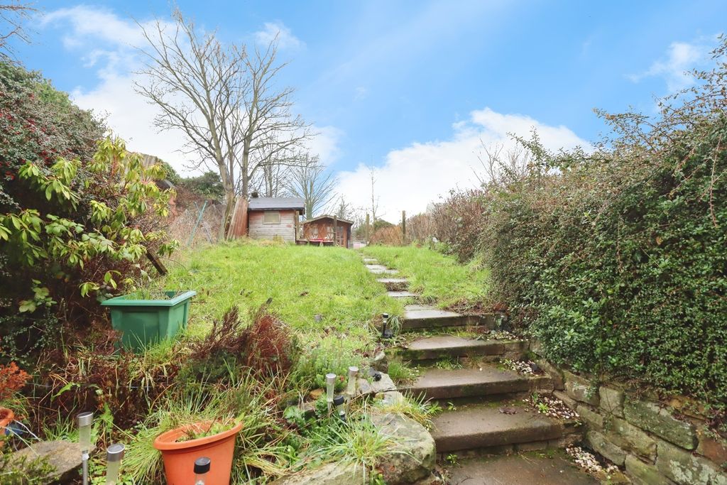Additional image 12 of 2 bed terraced house for saleSpital Gardens, Chesterfield, Derbyshire S41