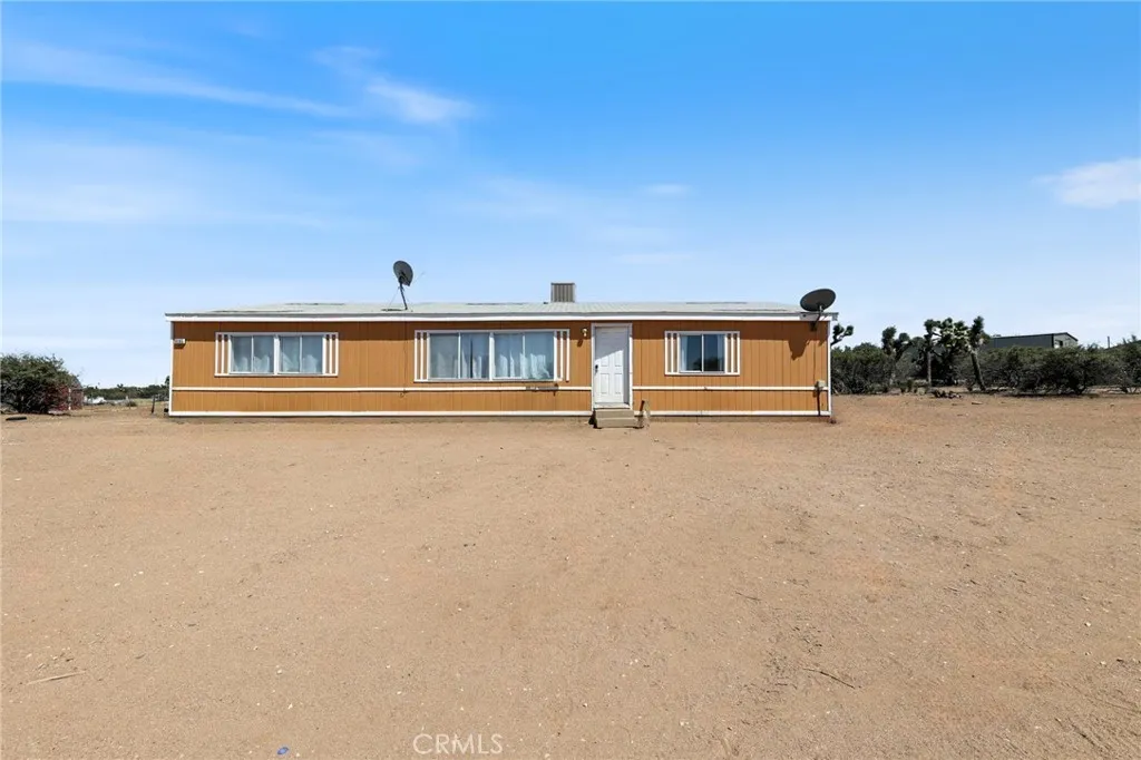 Additional image 2 of 8195 Alta Mesa Road, Oak Hills, CA 92344