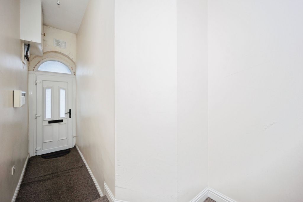 Additional image 5 of 2 bed flat for saleHigh Street, Stalybridge SK15