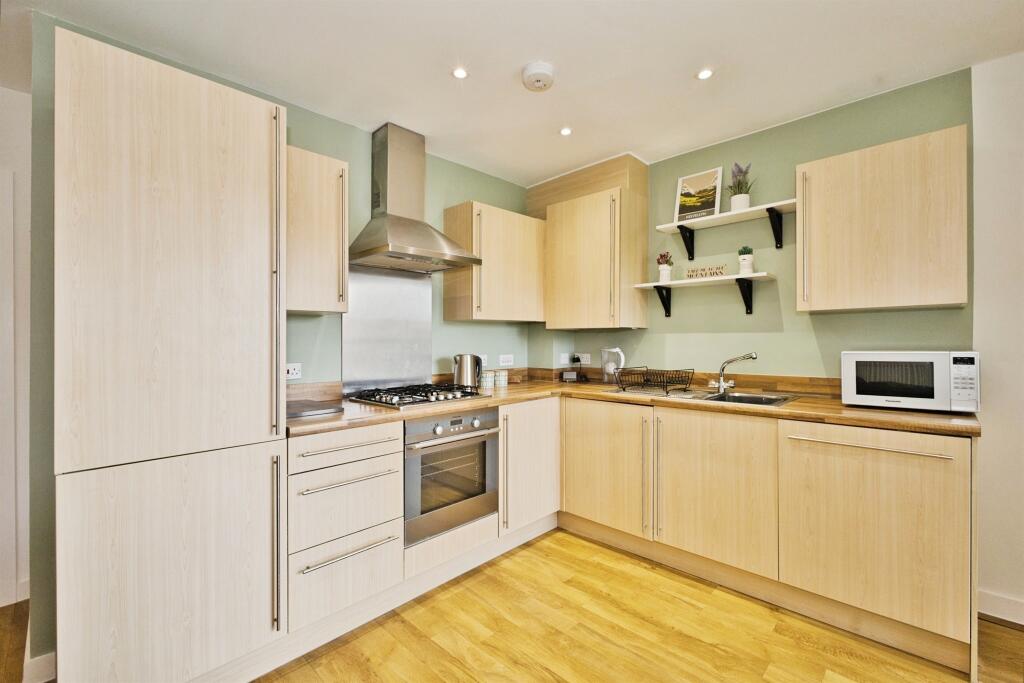 Additional image 3 of Queensway Place, Yeovil
