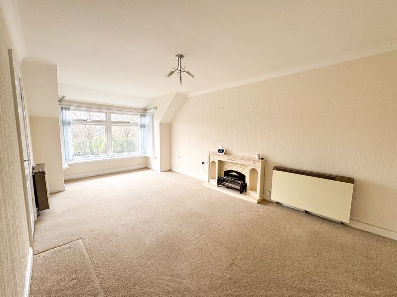Additional image 2 of 2 bed flat for saleQueens Court, Grimsby DN34