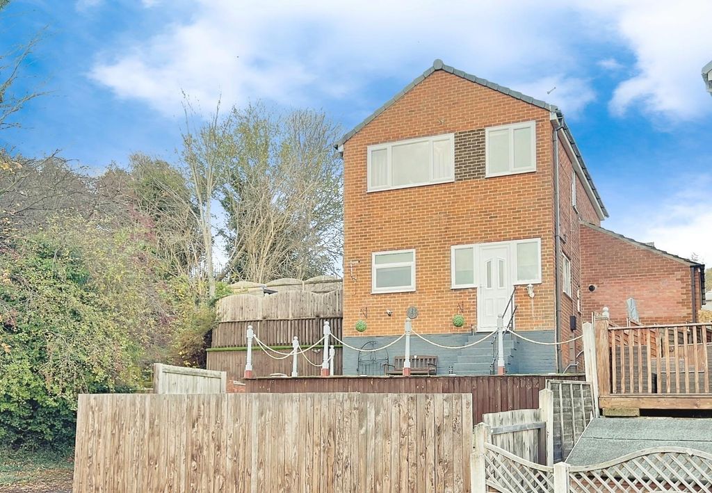 Additional image 4 of 3 bed detached house for saleWheelwright Close, Leeds LS12