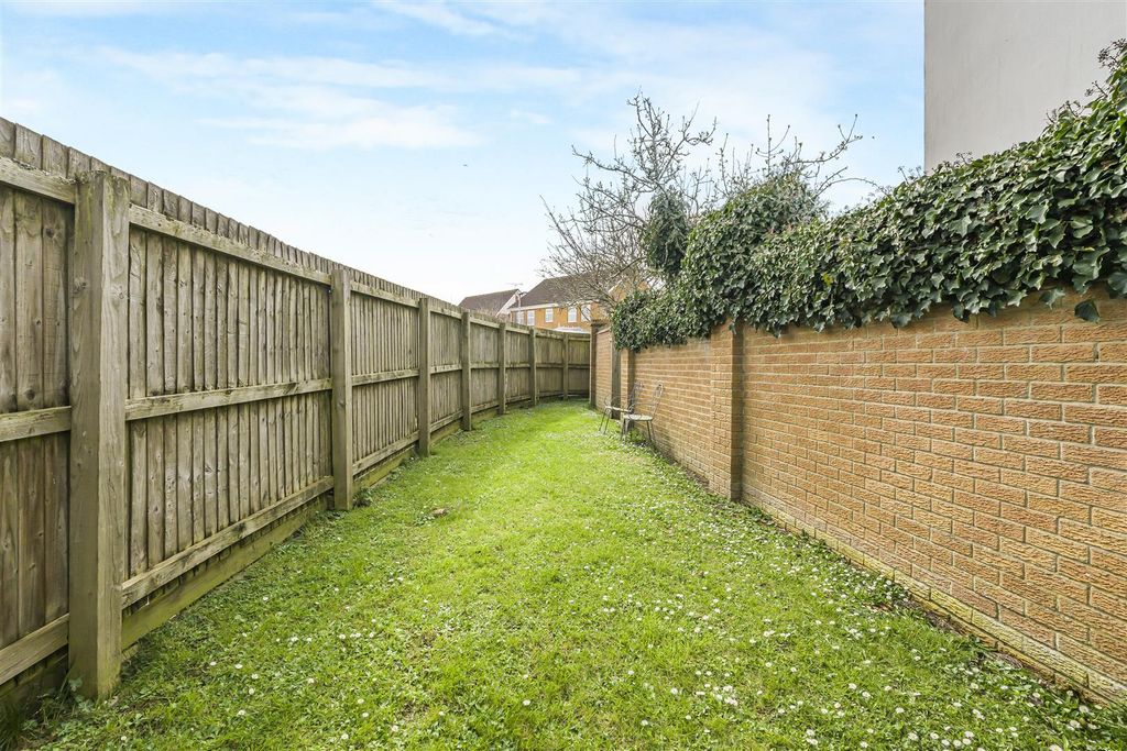 Additional image 18 of 4 bed detached house for saleStarlight View, Westward Rise, Marine Heights, Barry CF62
