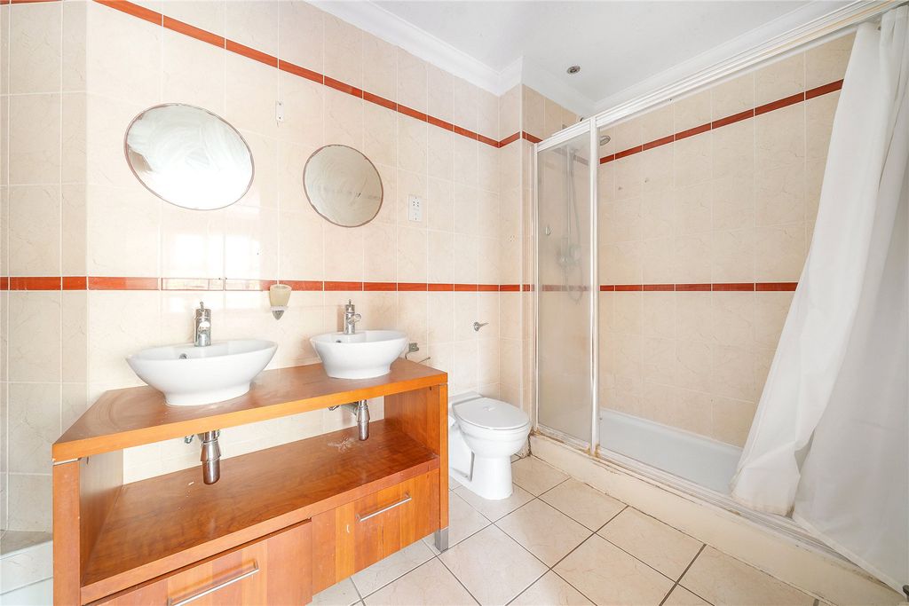 Additional image 8 of 4 bed detached house for saleDeveraux Close, Beckenham BR3