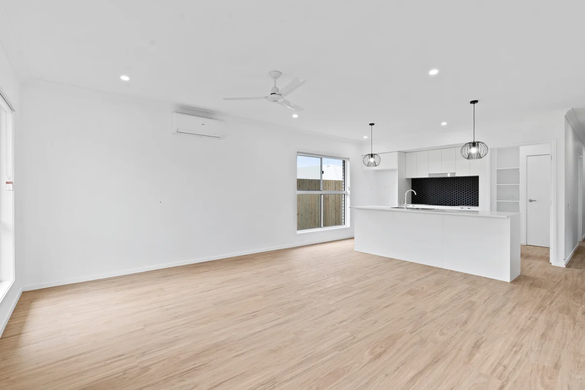 Additional image 19 of 2/44 Hewing Place, Park Ridge QLD 4125
